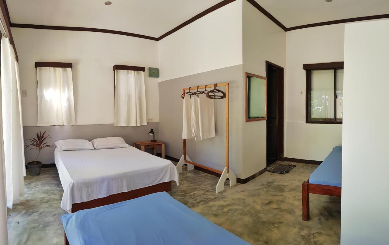 Higala Hostel Siargao Генерал-Луна Экстерьер фото