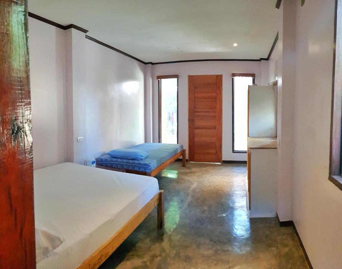 Higala Hostel Siargao Генерал-Луна Экстерьер фото