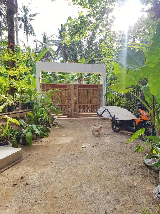 Higala Hostel Siargao Генерал-Луна Экстерьер фото