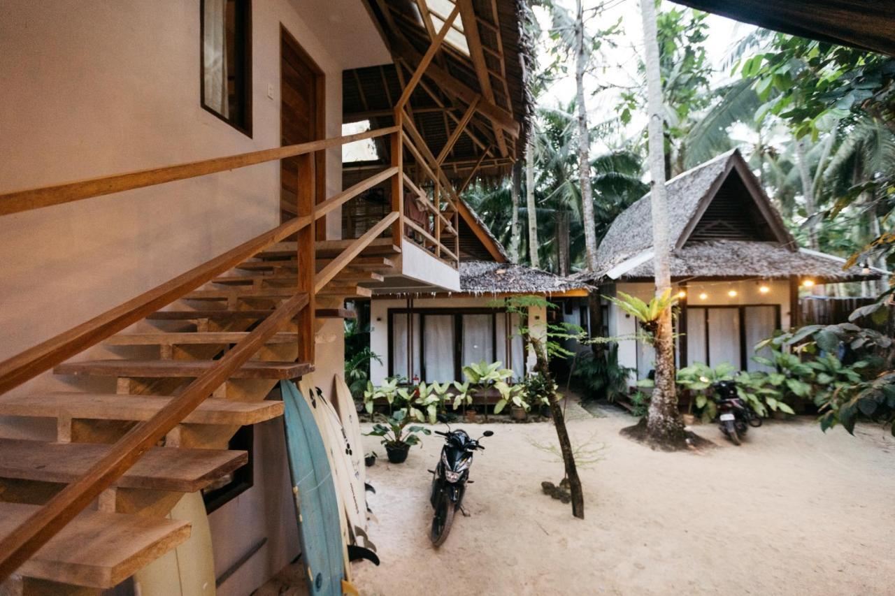 Higala Hostel Siargao Генерал-Луна Экстерьер фото