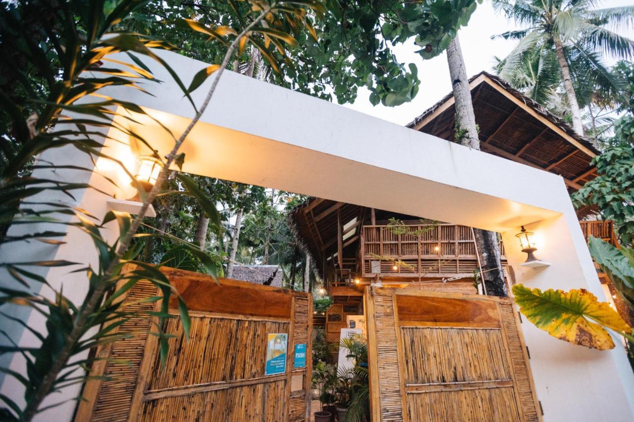 Higala Hostel Siargao Генерал-Луна Экстерьер фото